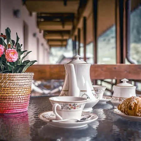 Du Lys & מלון Gressoney-la-Trinité