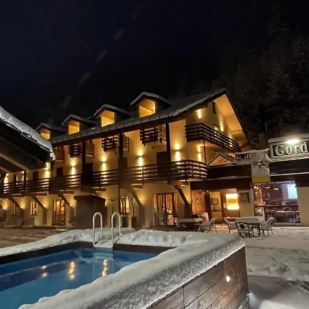 Hotel Du Lys &